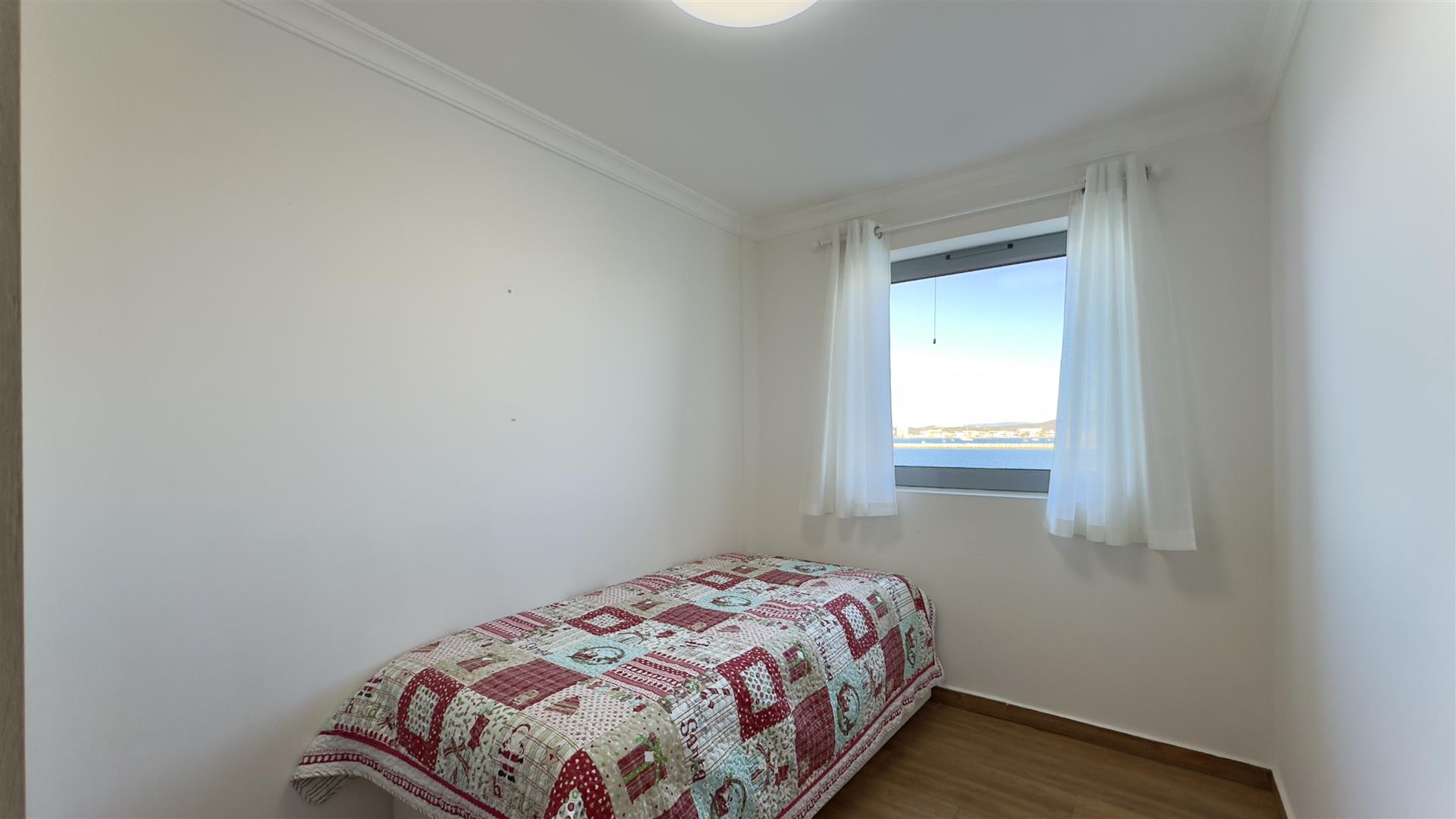 Image of Apartment - 4 Bedrooms - 2 Bathrooms for Sale in Waterport Terraces-Gibraltar, Image 8